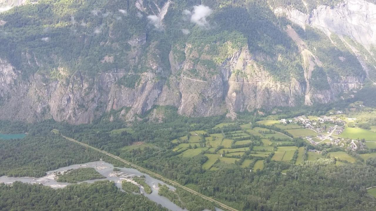 Chalet La Cachette Cyclists & Skiers Le Bourg-dʼOisans エクステリア 写真