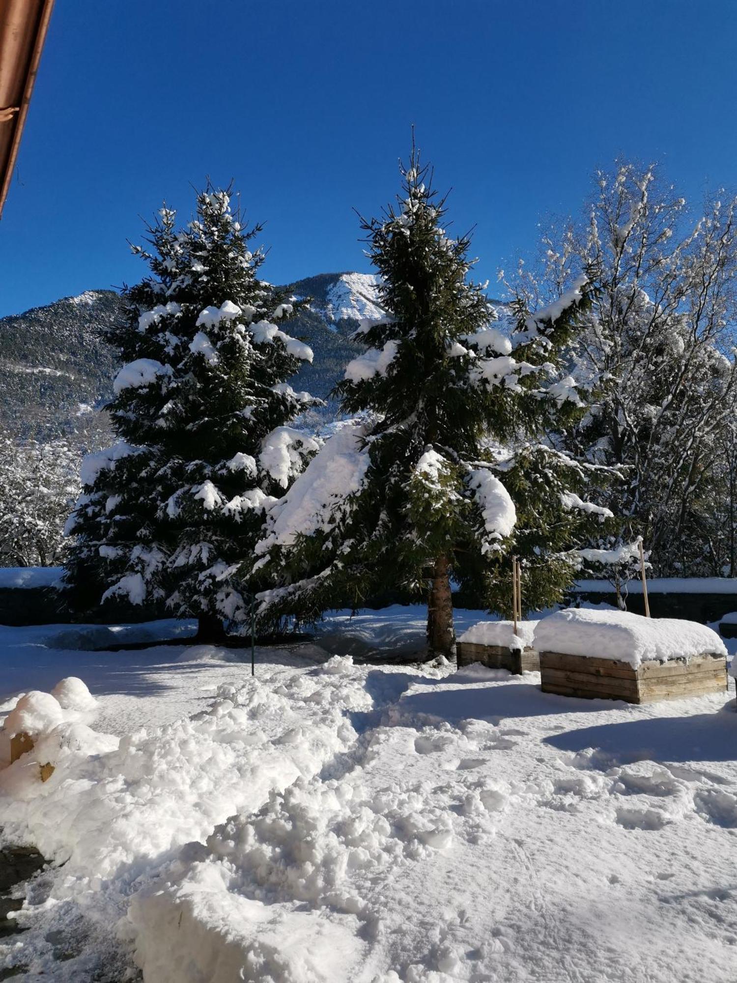 Chalet La Cachette Cyclists & Skiers Le Bourg-dʼOisans エクステリア 写真